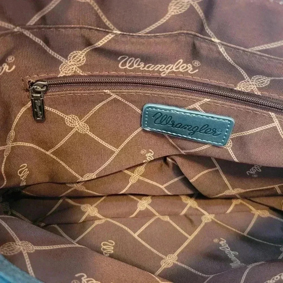 NWT Wrangler Concealed Carried Leather Floral Embroydered Teal Purse - Picture 9 of 10